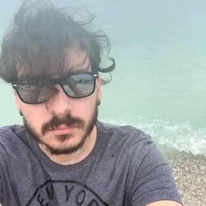 Meet your Posher, Eric